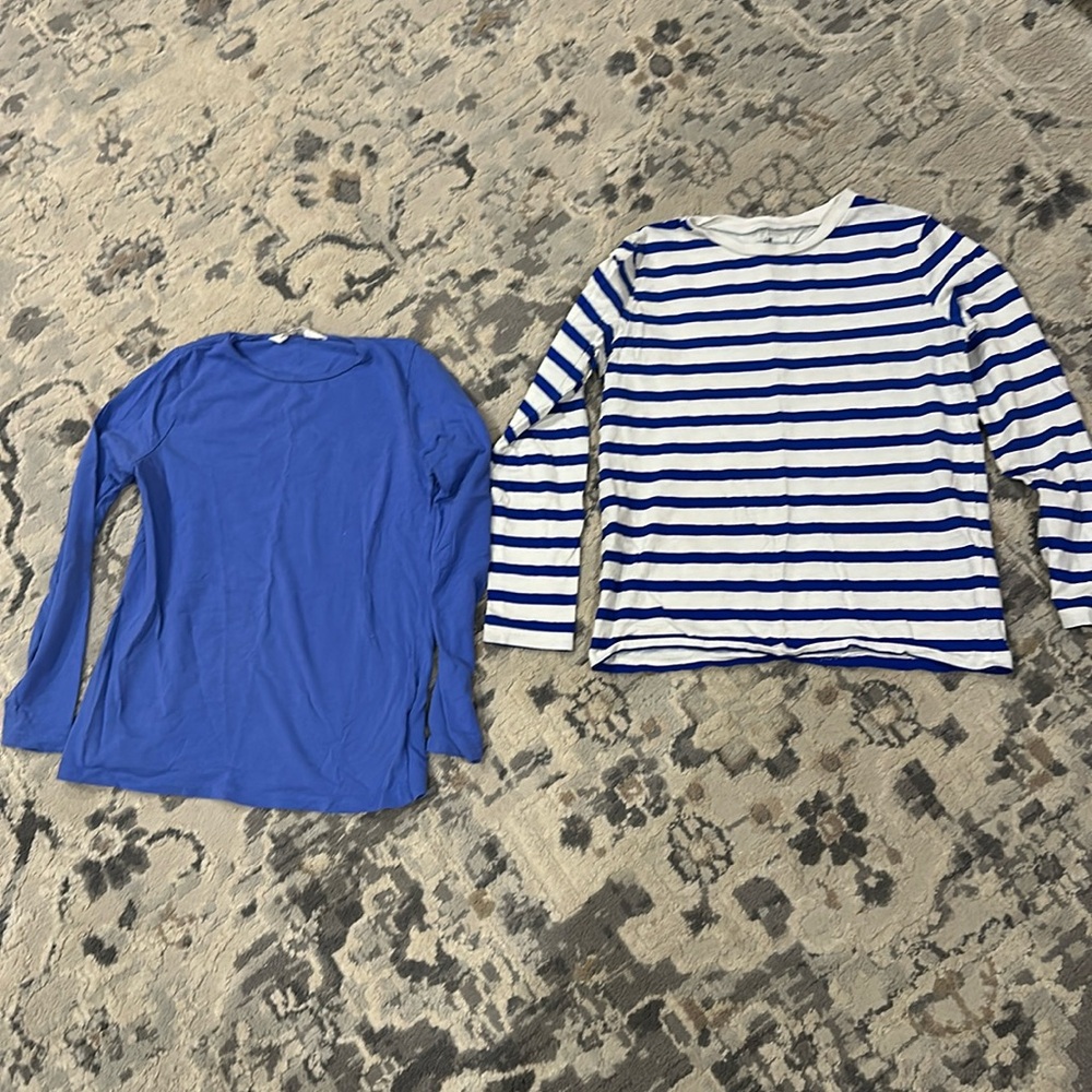 Bundle of two H&M Girls Size 8-10 Long Sleeve Tees